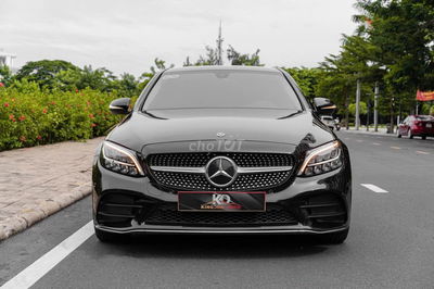 C180_ AMG 2022 màu đen công ty xhđ cao siêu đẹp