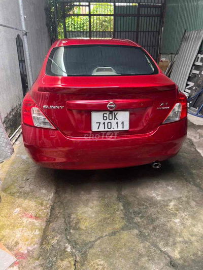 Nissan Sunny 2015 1.5MT - xe rất đẹp bảo hành máy