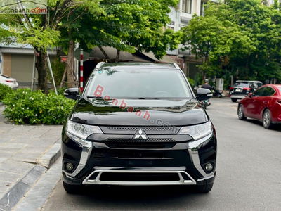 Xe Mitsubishi Outlander 2.0 CVT 2022