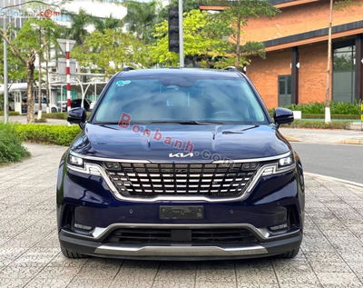 Xe Kia Carnival Signature 2.2D 2023