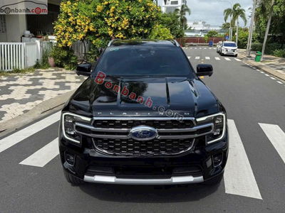 Xe Ford Everest Platinum 2.0L 4x4 AT 2025