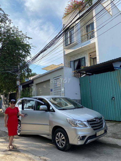 Toyota Innova 2016 2.0G - 110 km