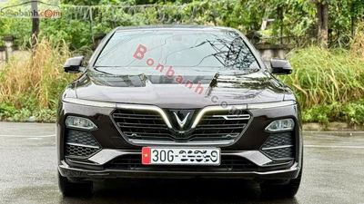 Xe VinFast Lux A 2.0 Premium 2.0 AT 2019
