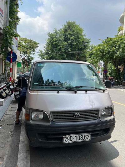 Toyota Hiace 2003 Van 3 chỗ - 10000 km