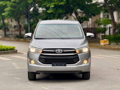 Toyota Innova 2017 2.0E - 90000 km