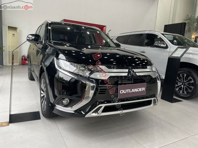 Xe Mitsubishi Outlander 2.0 CVT 2024
