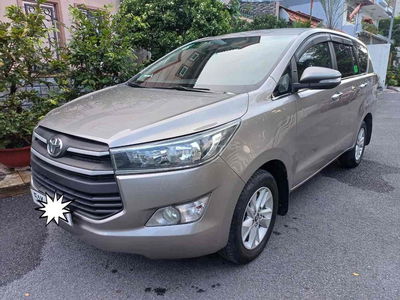 GĐ cần bán Toyota Innova 2017 số sàn