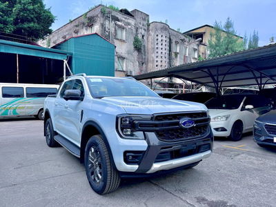 Ford Ranger Wildtrak 2025 giá tốt nhiều khuyến mại