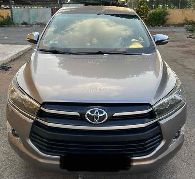 Toyota Innova 2017 2.0E - 160000 km