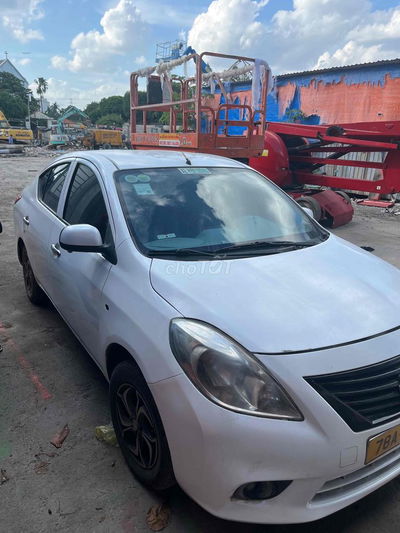 Nissan Sunny 2015 1.5MT - 160000 km