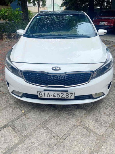 Kia Cerato 2018 2.0 AT - 90000 km còn bớt