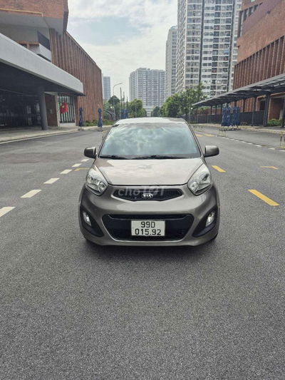 Kia 2014 Van 1.0 AT - 96000 km