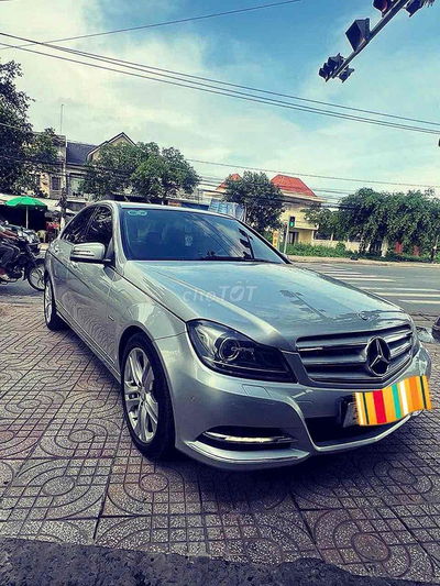 Mercedes Benz C Class 2012 C200 - 123456 km