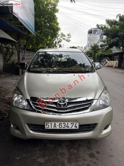 Xe Toyota Innova V 2008