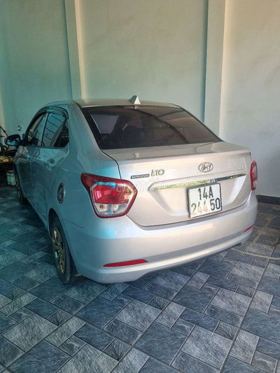 2016 Sedan 1.2 Base - 121212 km