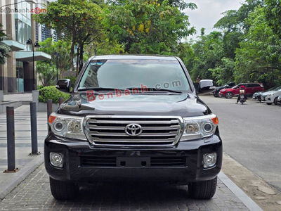 Xe Toyota Land Cruiser VX 4.6 V8 2014