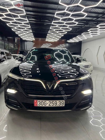 Xe VinFast Lux SA 2.0 Premium 2.0 AT 2019