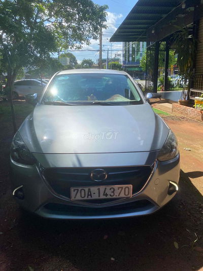 Mazda 2 2017 1.5 AT Sedan bản fun đồ chơi rin a-á