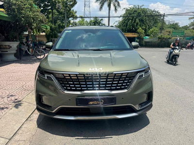 Kia Carnival 2023 Signature 2.2D - 21000 km