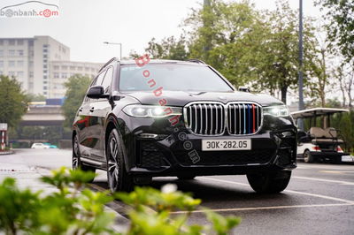 Xe BMW X7 xDrive40i M Sport 2022