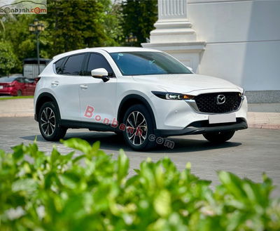 Xe Mazda CX5 Deluxe 2.0 AT 2024