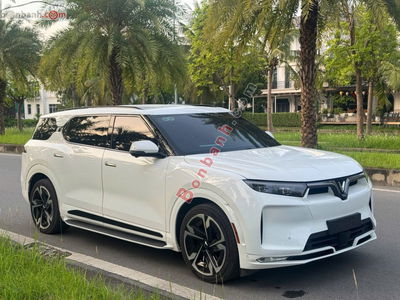 Xe VinFast VF9 Plus 2024