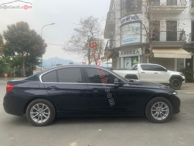 Xe BMW 3 Series 320i 2015