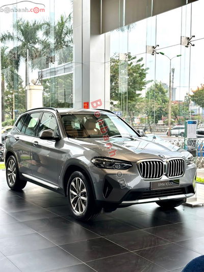 Xe BMW X3 sDrive20i 2024