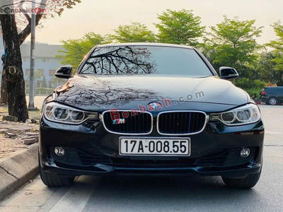 Xe BMW 3 Series 320i 2012
