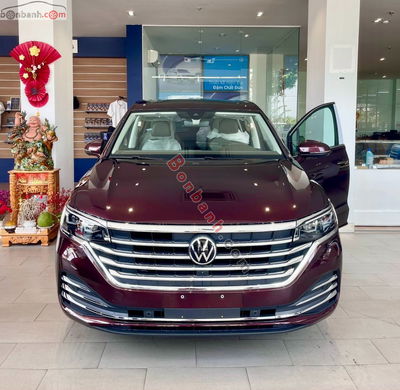 Xe Volkswagen Viloran Luxury 2025