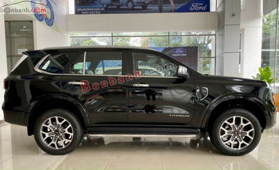 Xe Ford Everest Titanium 2.0L 4x2 AT 2025