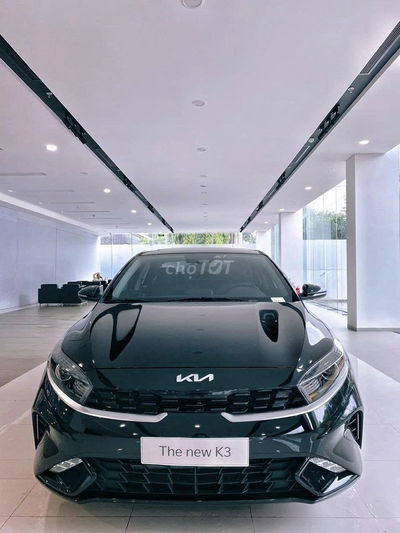 Kia K3 2025 Luxury 1.6 AT - 12 km
