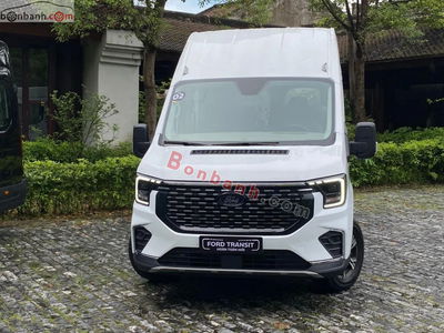 Xe Ford Transit Premium 2025