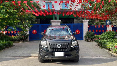 Nissan Navara 2023 VL 2.3 AT 4WD - 14000 km