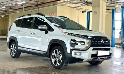Xe Mitsubishi Xpander Cross 1.5 AT 2025
