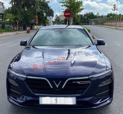 VinFast Lux A 2.0 Premium 2.0 AT 2021