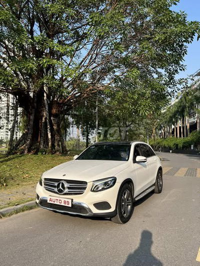Mercedes Benz GLC 2018 200 - 1 km