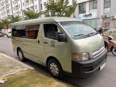 Toyota Hiace 2008 Commuter 2.7 - 100000 km