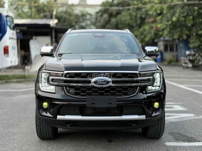 Ford Everest 2024 Titanium 2.0L 4x2 AT - 10000 km