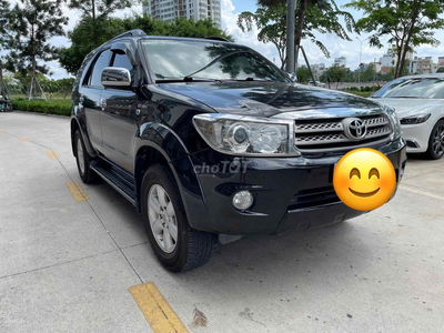 Toyota Fortuner 2010