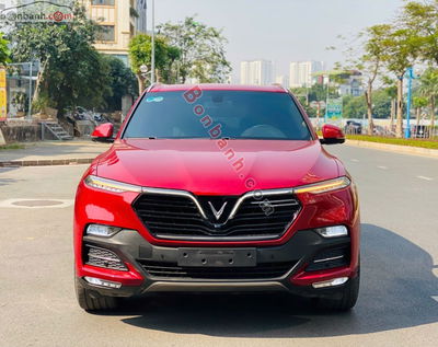 Xe VinFast Lux SA 2.0 Premium 2.0 AT 2019