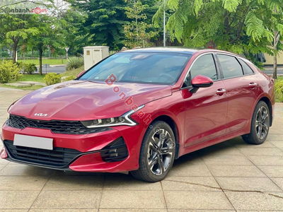 Xe Kia K5 Premium 2.0 AT 2024