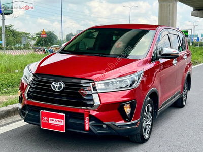 Xe Toyota Innova Venturer 2.0 AT 2022