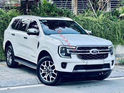 Xe Ford Everest Titanium Plus 2.0L 4x4 AT 2024