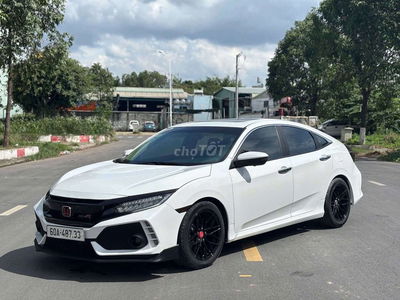 Civic 2017 bản L cao cấp độ Full