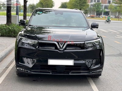Xe VinFast VF9 Plus 2023