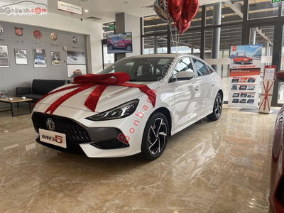 Xe MG 5 Luxury 1.5 AT 2025