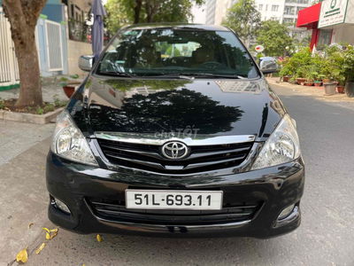 Toyota Innova 2011 G - 150000 km