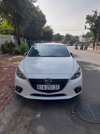 Mazda 3 2015 1.5 AT Sedan - 120 km