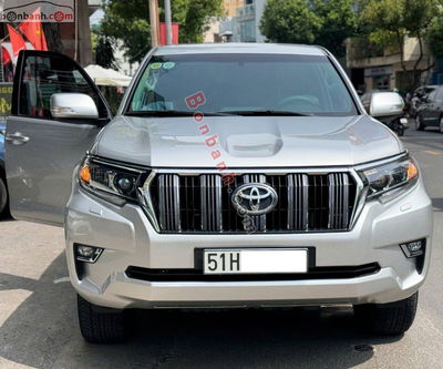 Xe Toyota Prado VX 2.7L 2020